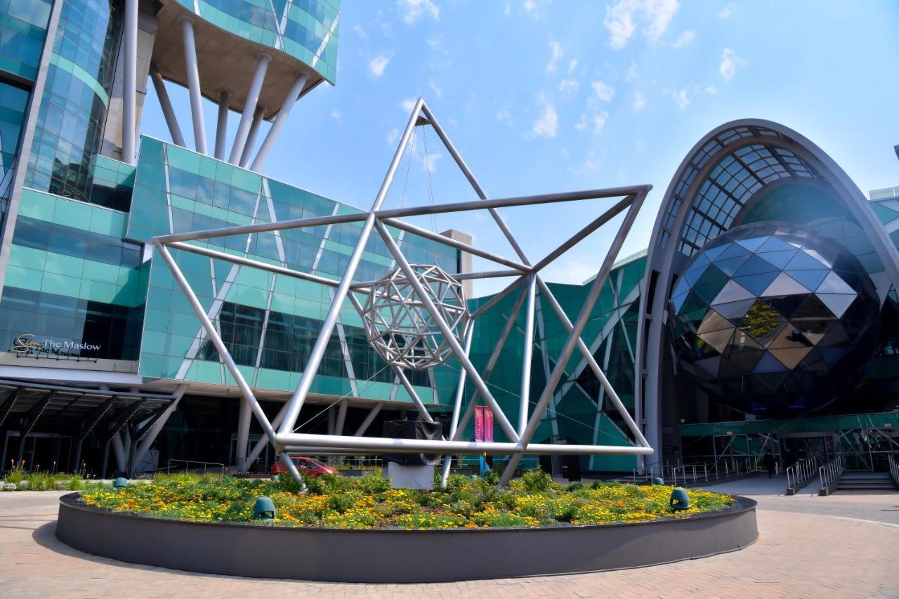 The Maslow Hotel, Time Square Pretoria Exterior photo